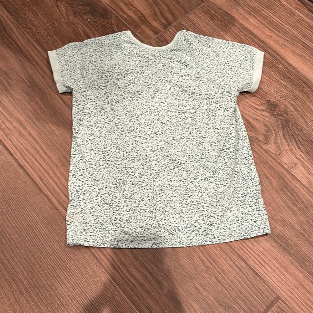 Athleta Girl t-shirt girls large